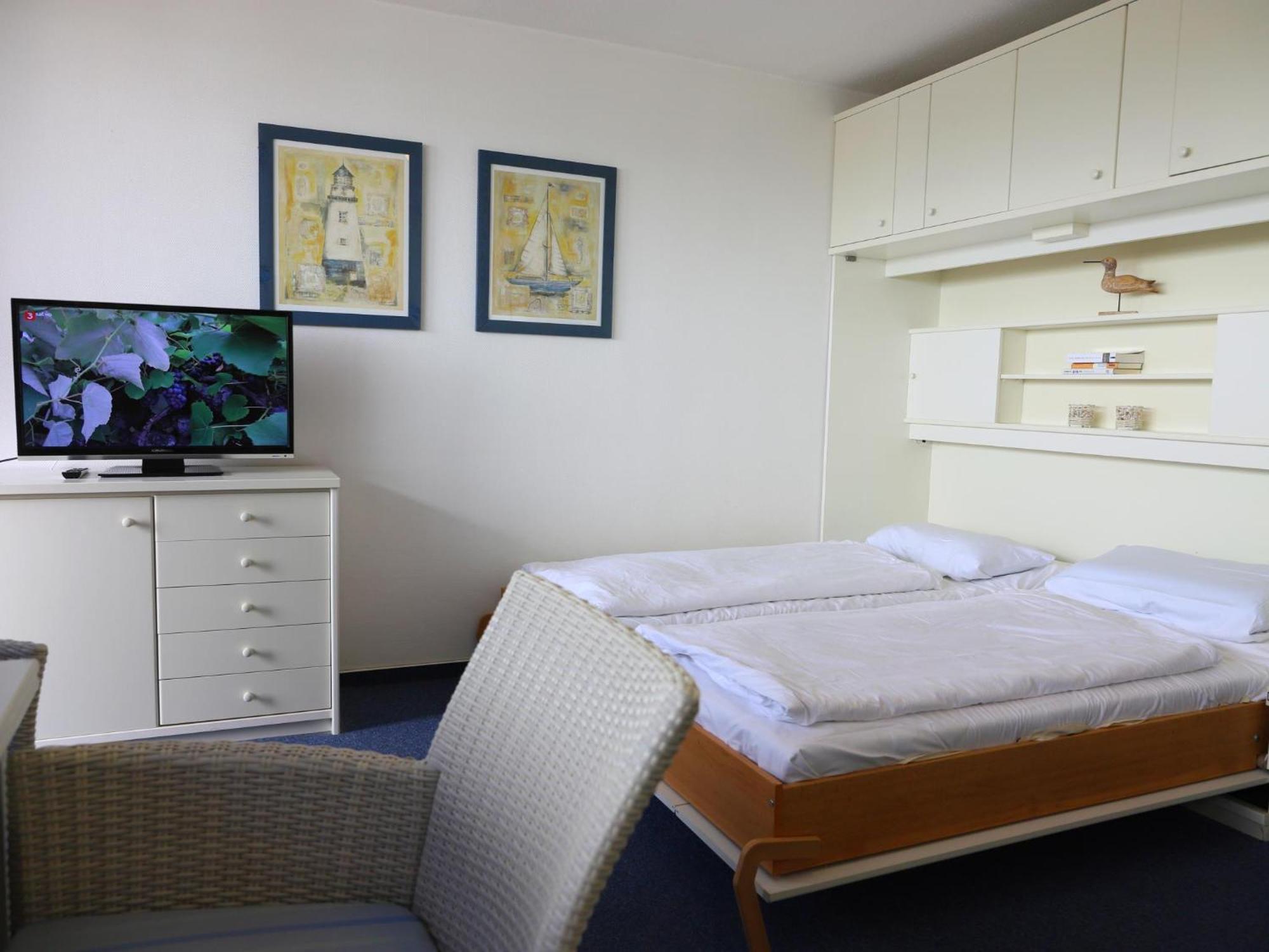 Strandnahe Ferienwohnung, Zentral Gelegen, Ost-Balkon, Andreas Dirks-Str. 2 เวสเทอร์แลนด์ ภายนอก รูปภาพ